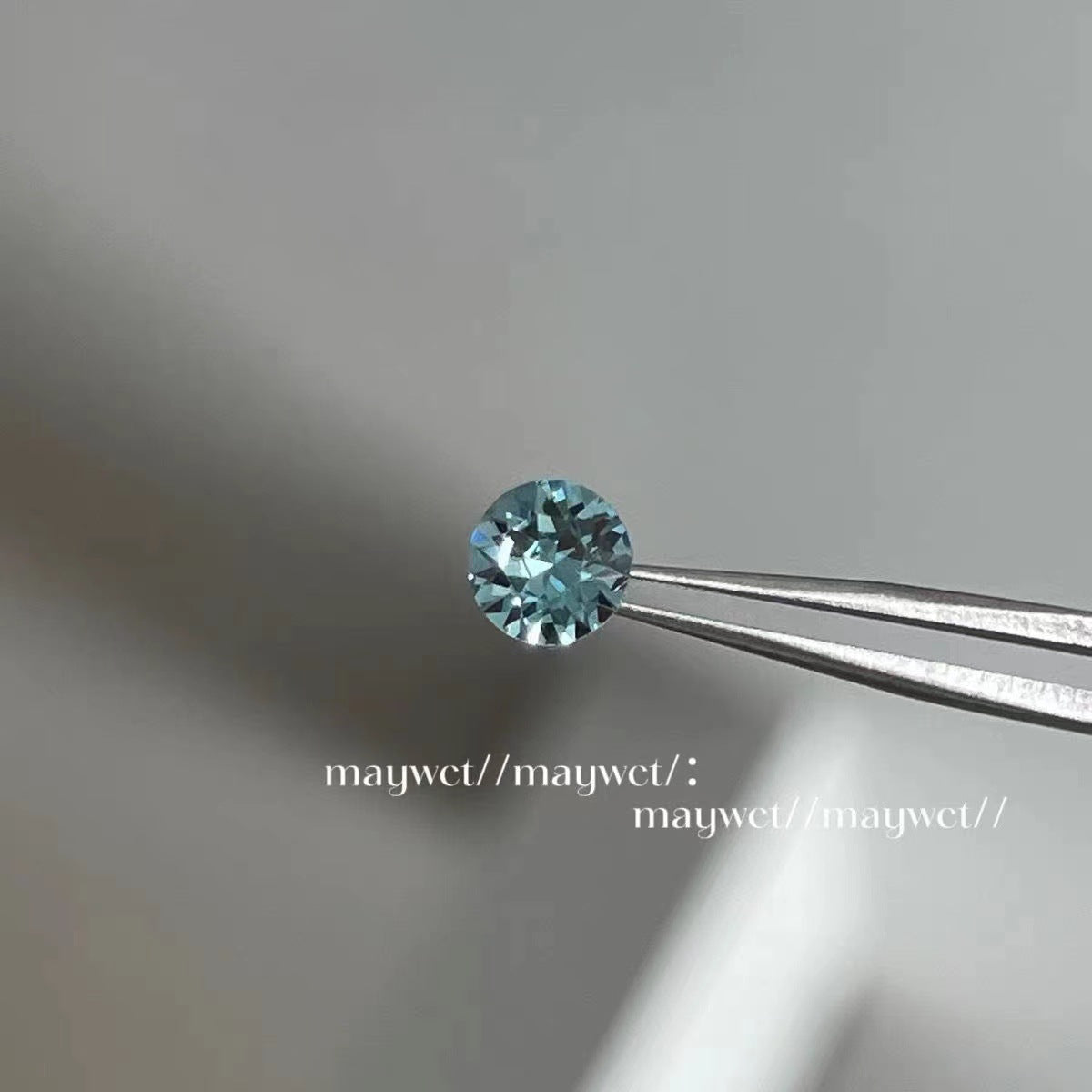Round Diamond Titanium Steel Screw Ear Stud Earrings