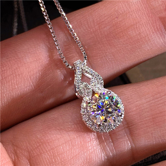 Women's Imitation Imported Diamond Classic Round Fashion Pendants