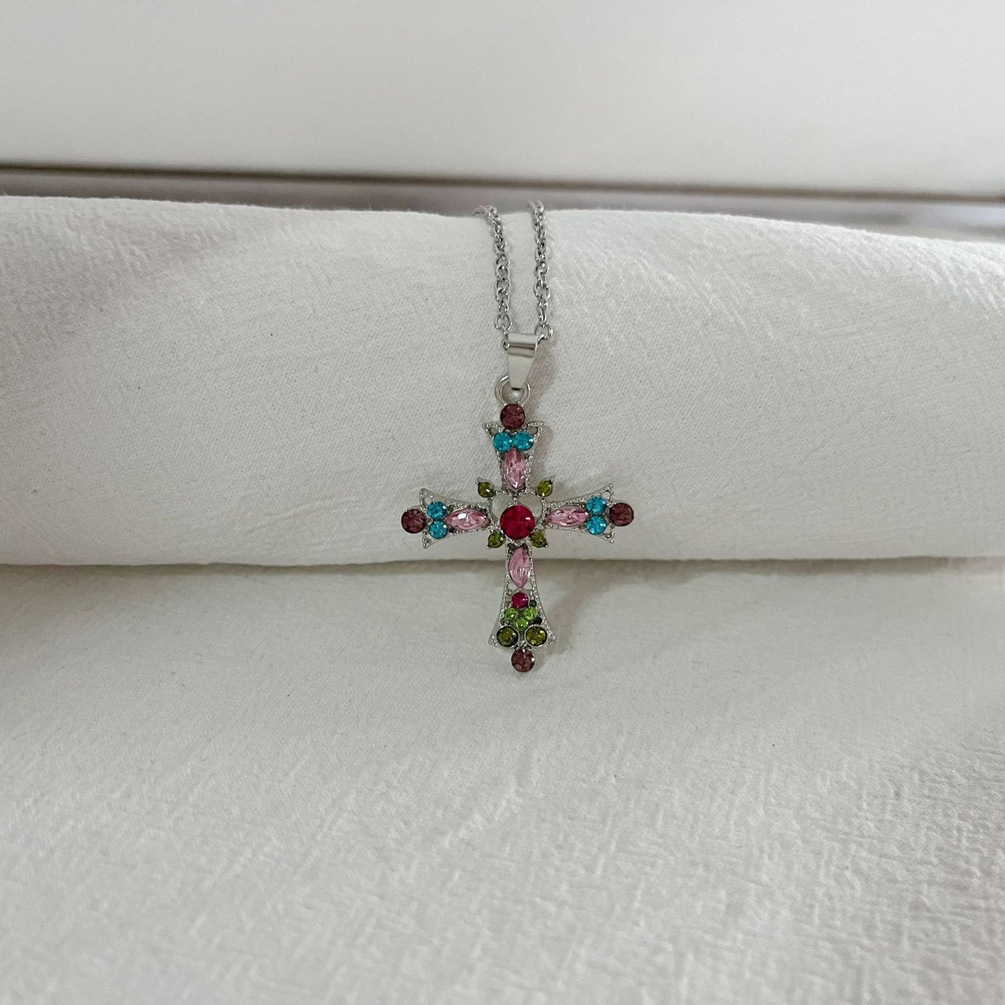 Women's Style Niche Design Mild Luxury Retro Personalized Necklaces