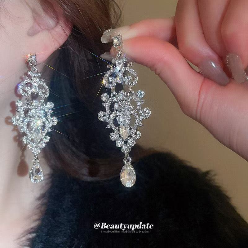 Crystal Tassel High-key Eardrop Premium Dinner Stud Earrings