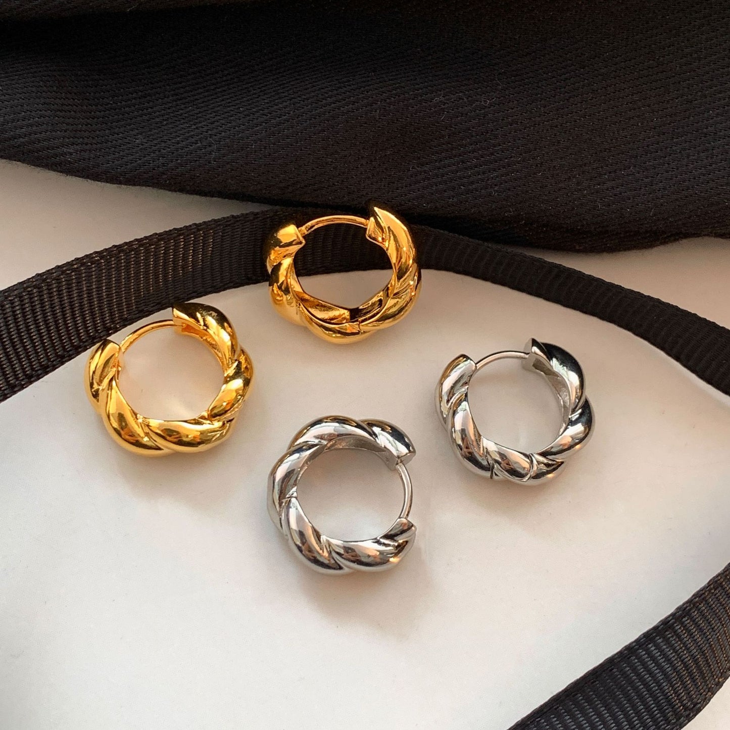 Rope Hoop Female Light Luxury Minority Design Earrings