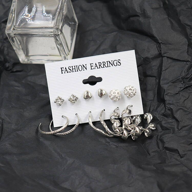 Graceful Pearl Large Circle Metal Pairs Rings