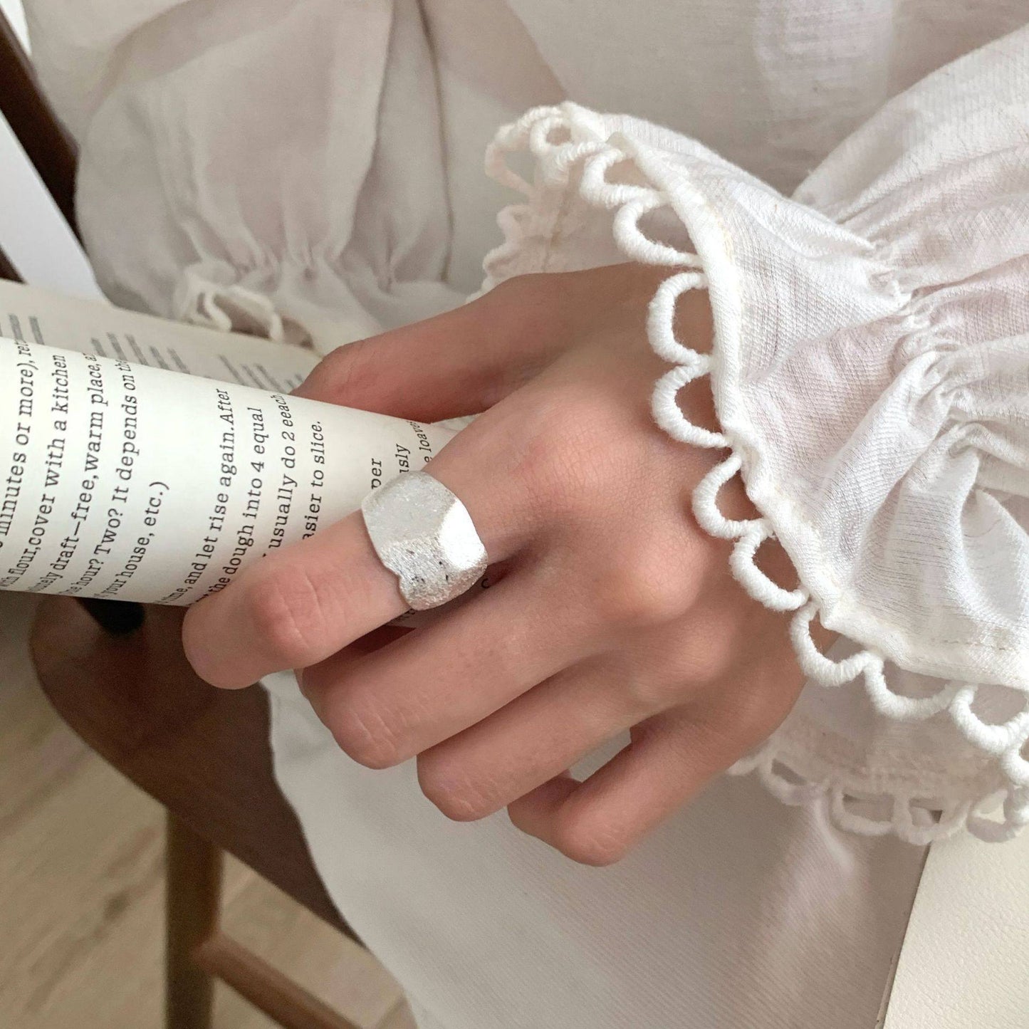 Women's Brushed Personalized Design Style High-grade Tin Foil Pleated Rings