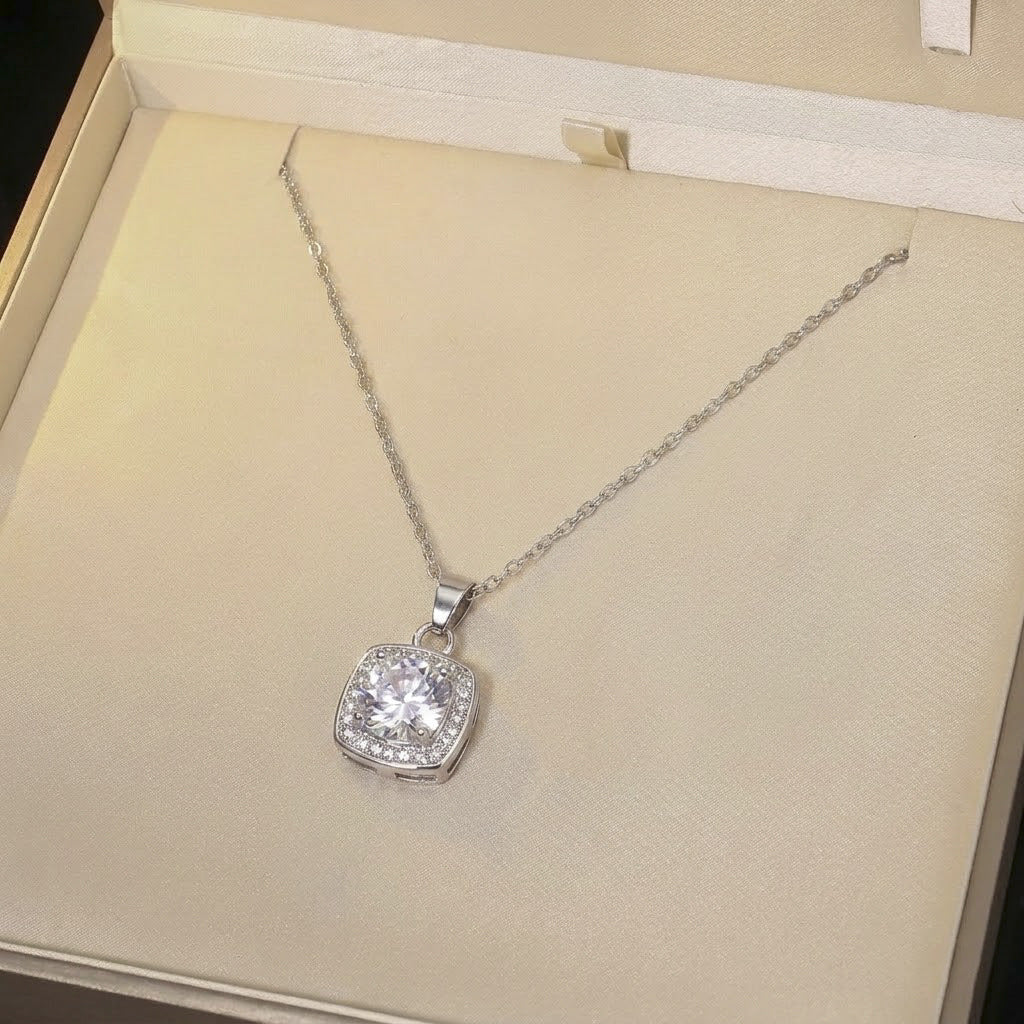 Women's Elegant Rainbow Fashion Star Moon Clavicle Necklaces
