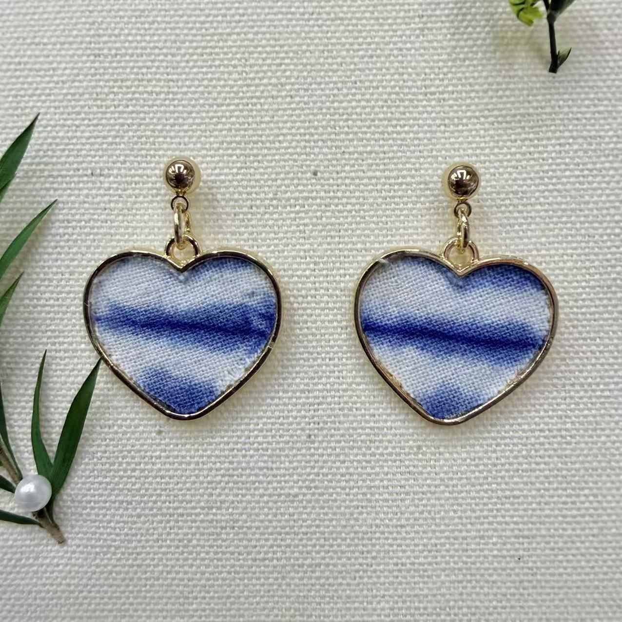 Yunnan Dali Ethnic Style Blue Dyed Stud Earrings
