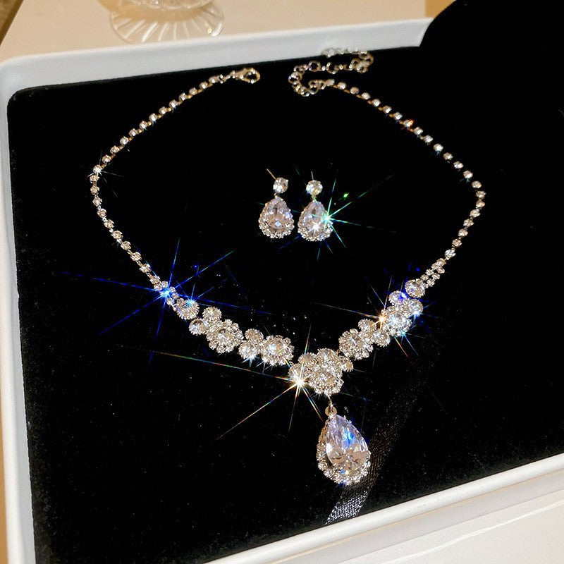 Elegant Drop Round Light Luxury Minority Necklaces