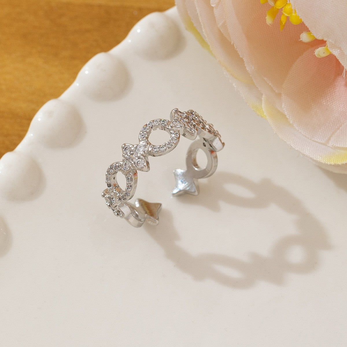 Luxury Cross Design Fashion Open High Sense Index Ring
