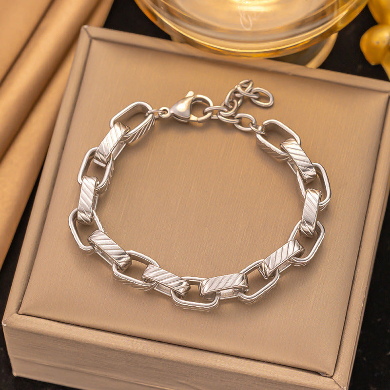 Titanium Steel Female Gold Fashion Light Luxury High Bracelets