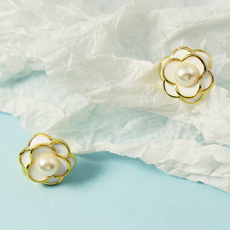 Women's Camellia Trendy High-grade Sweater Versatile Design Rings