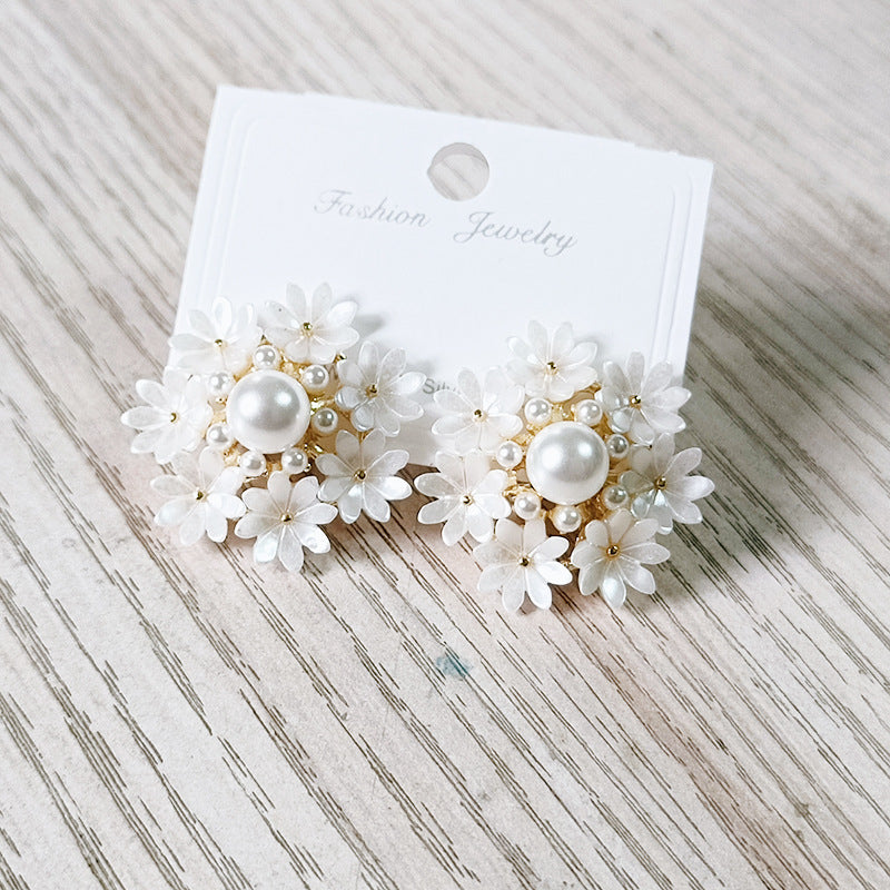 Flower Exaggerated Female Sweet Elegance Pearl Earrings