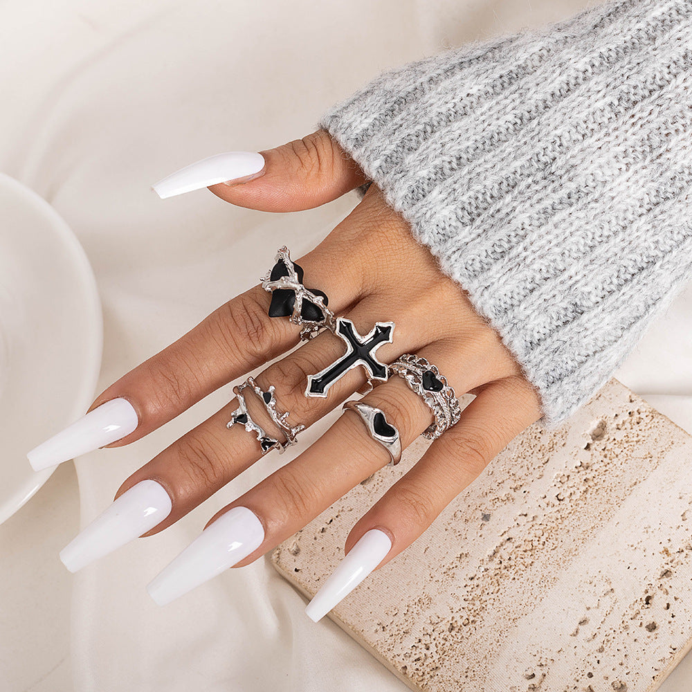 Combined Personality Retro Black Loving Heart With Opening Rings