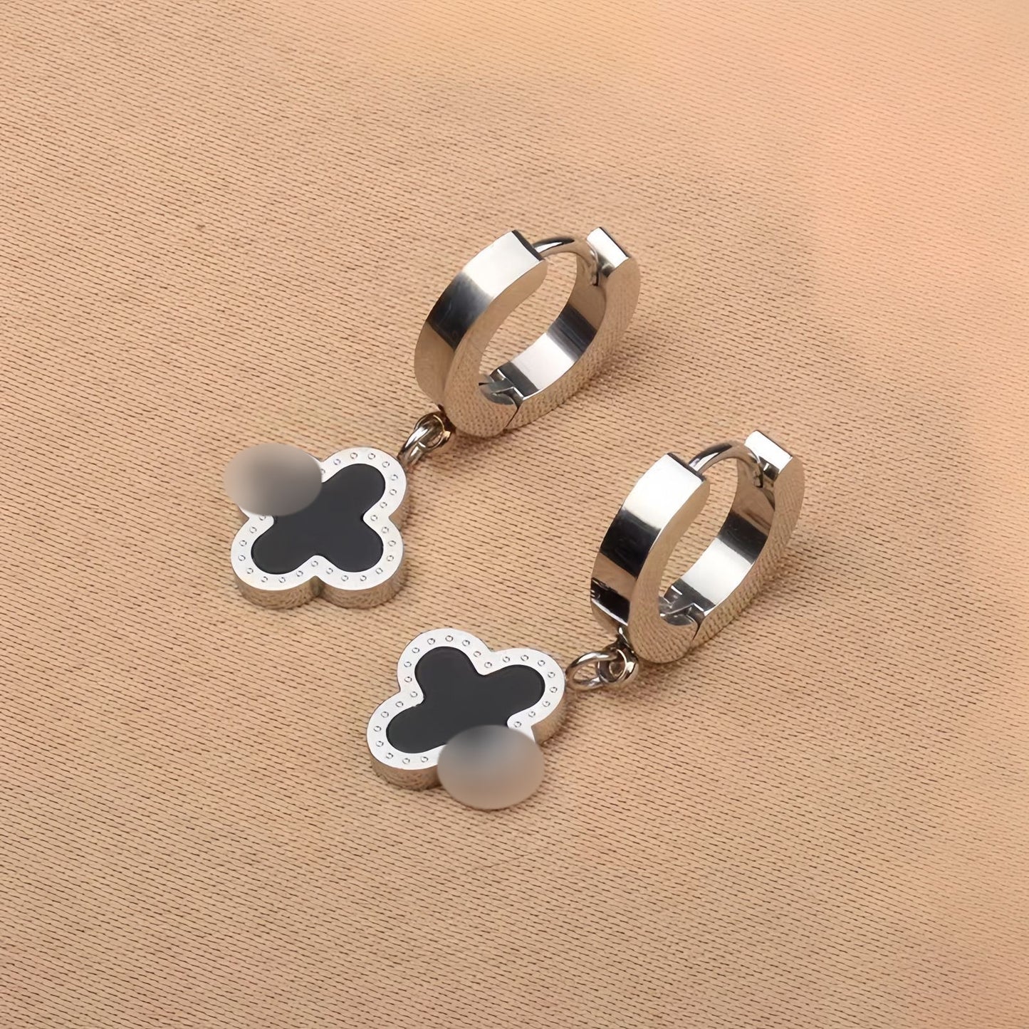 Lucky Four-leaf Clover Titanium Steel Gold Plating Fashion Earrings