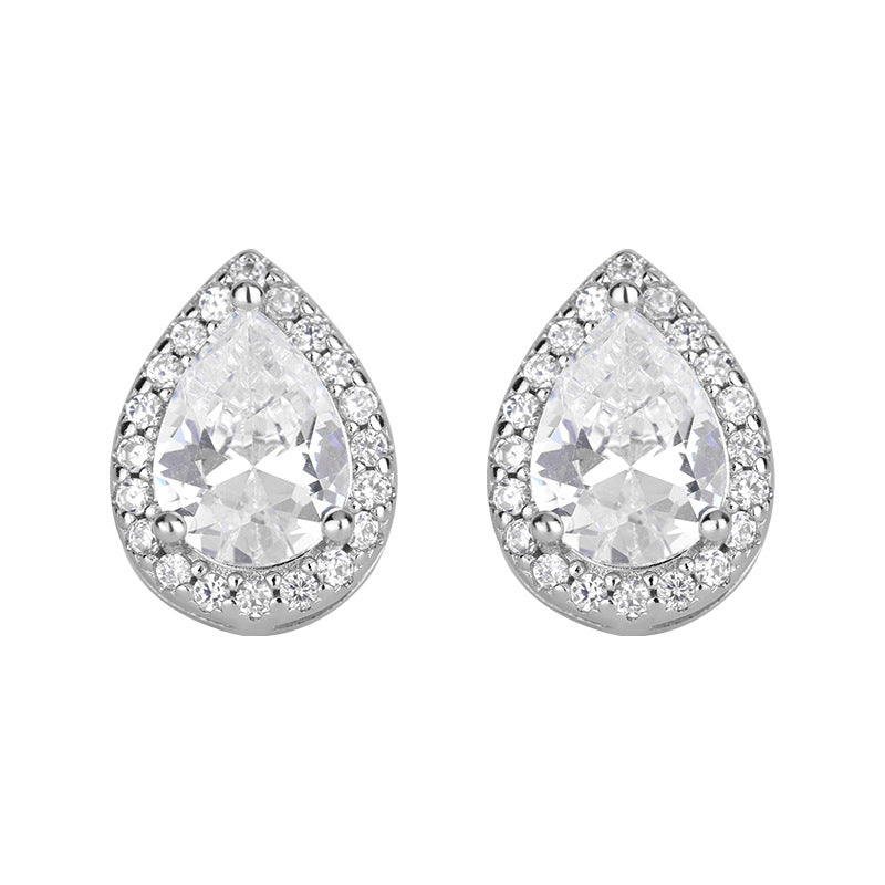 Streaming On Simulation Moissanite Ear Eight Hearts Arrows Earrings