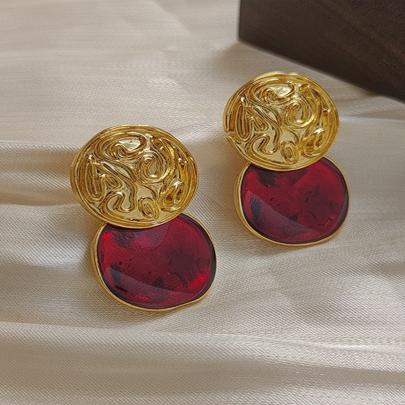 Women's Light Luxury High-grade Button Pleated Irregular Ear Temperamental Rings