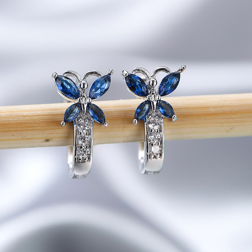 Women's Vintage Pastoral Style Edge Inlaid Zircon Small Butterfly Clip Earrings