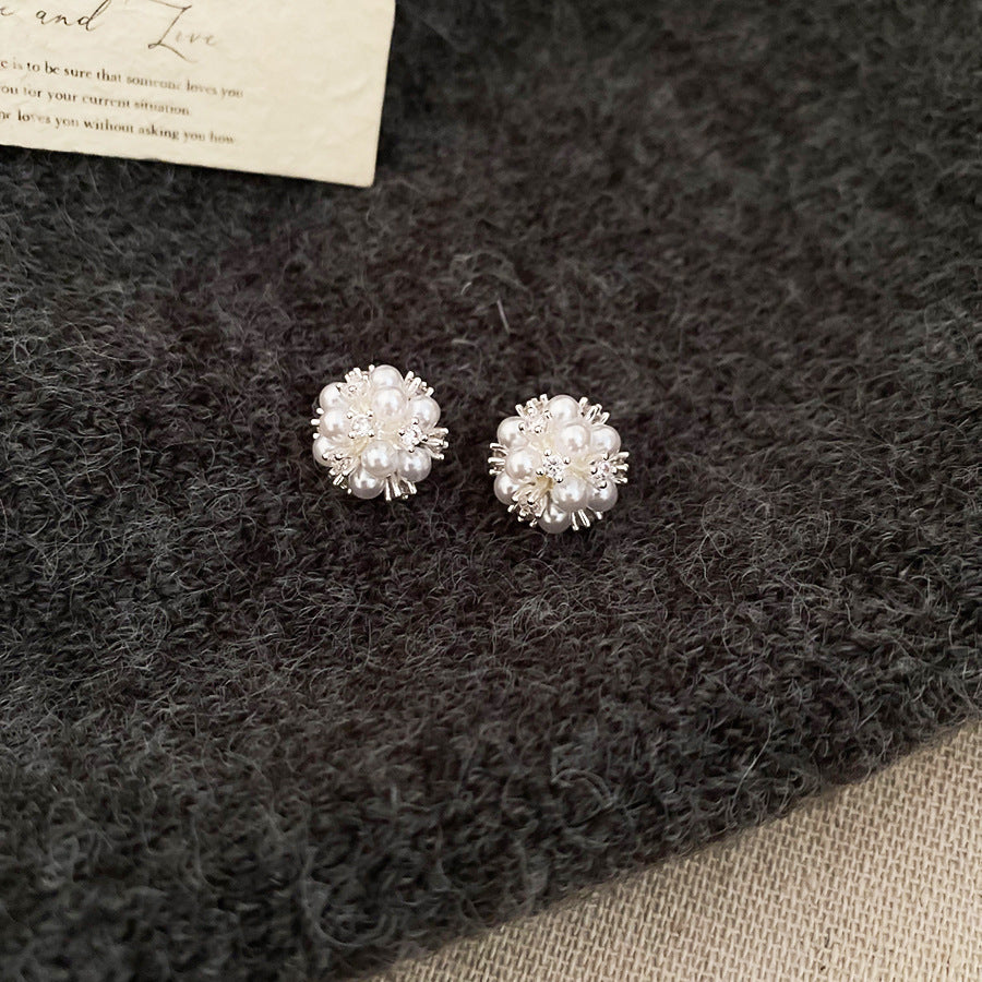 Women's Needle Zircon Bow Water Drop Tassel Simple Fashion Stud Earrings