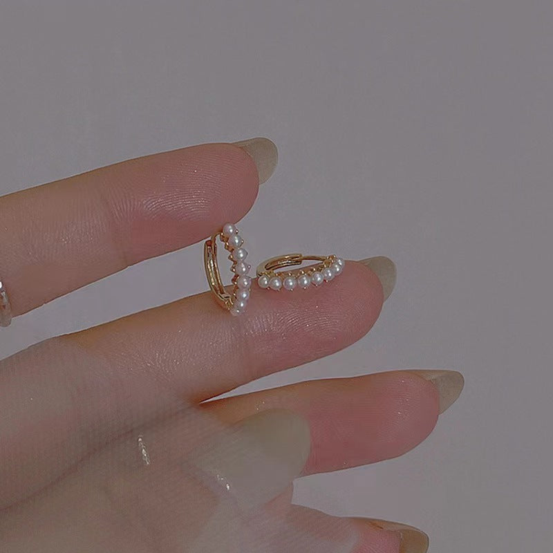 Women's Simple Compact Pearl Clip Trendy Temperament High Grade Elegant Earrings