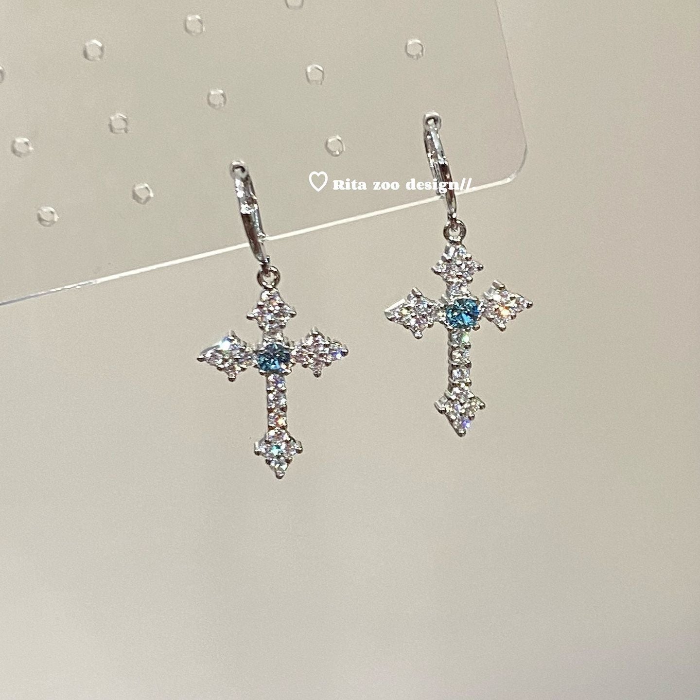 Women's Sparkling Full Rhinestone Cross Clip Niche Temperament Design Rings