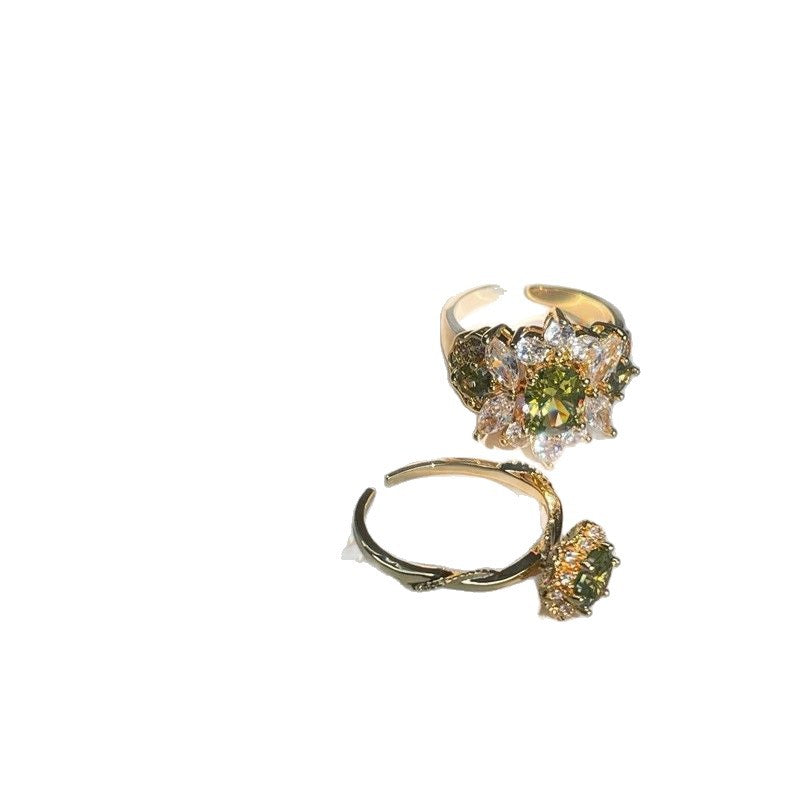 Olivine Emerald Retro Affordable Luxury High-grade Opening Adjustable Rings
