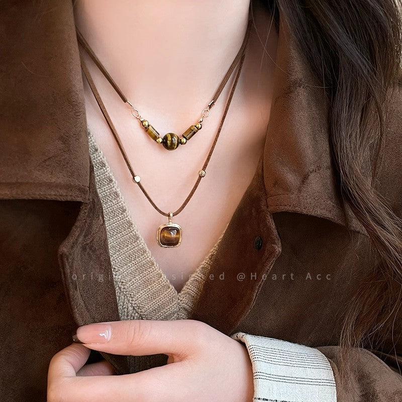 Women's Flower For Light Luxury Minority Design Vintage Sweater Chain Everyday Necklace
