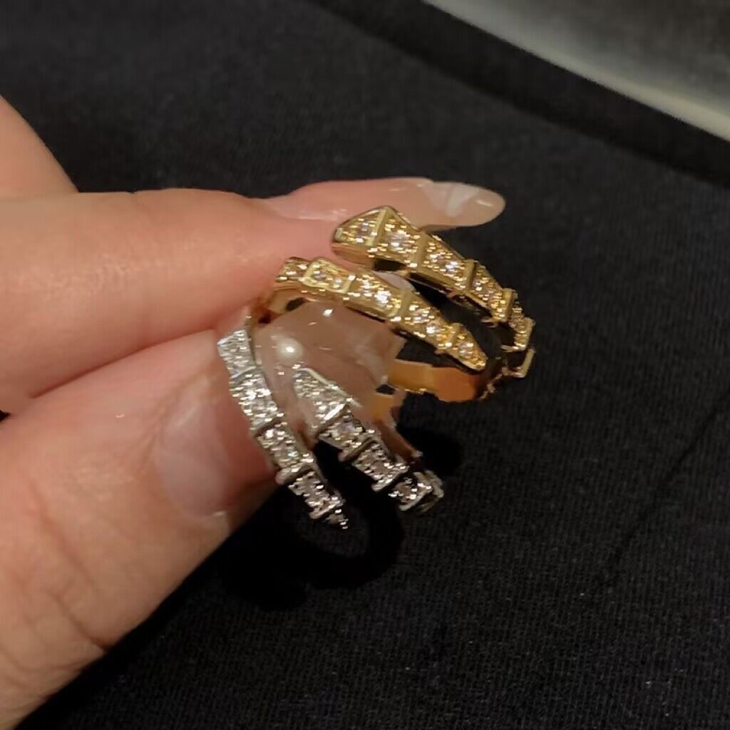 Full Diamond Open Snake Fashion Graceful Personality Design High-grade Light Rings