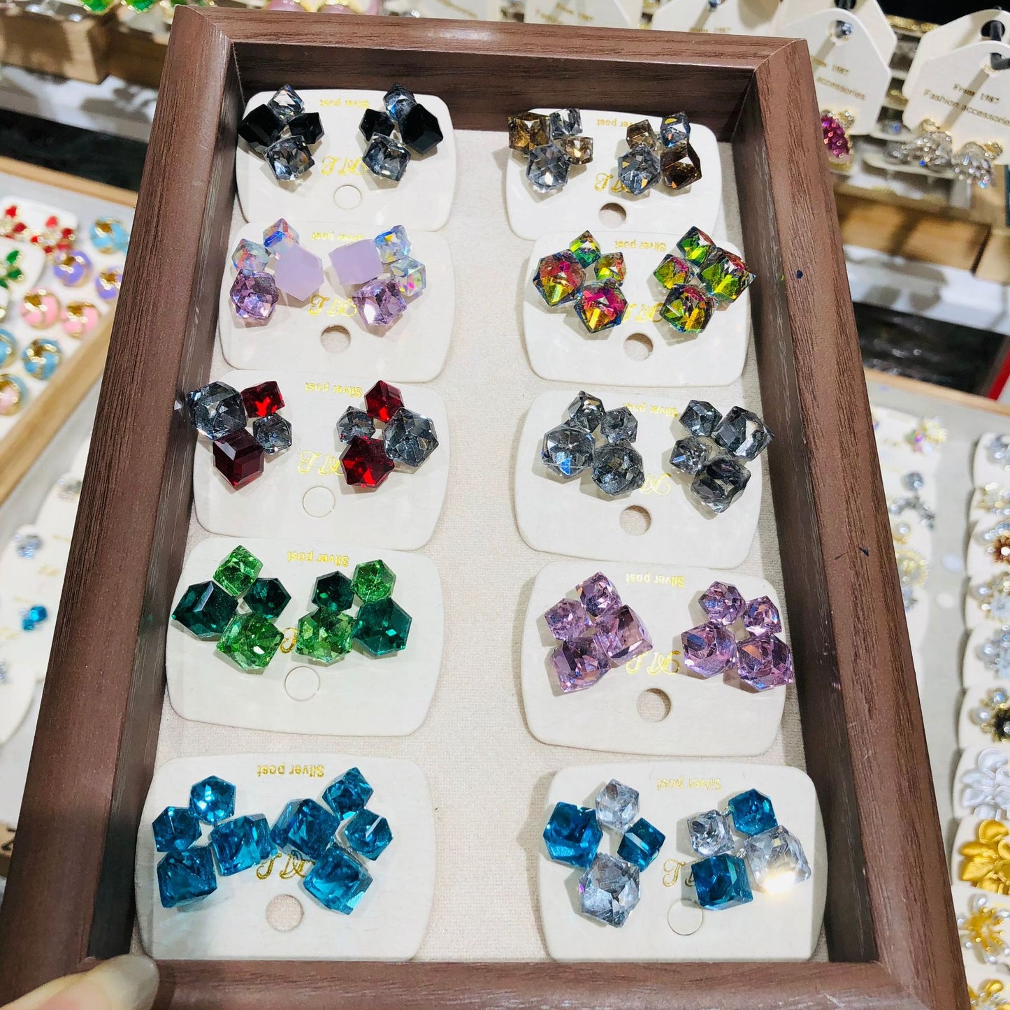 Women's Elegant For Stereo Rhinestone Fashion Fantasy Crystal Cube Stud Earrings