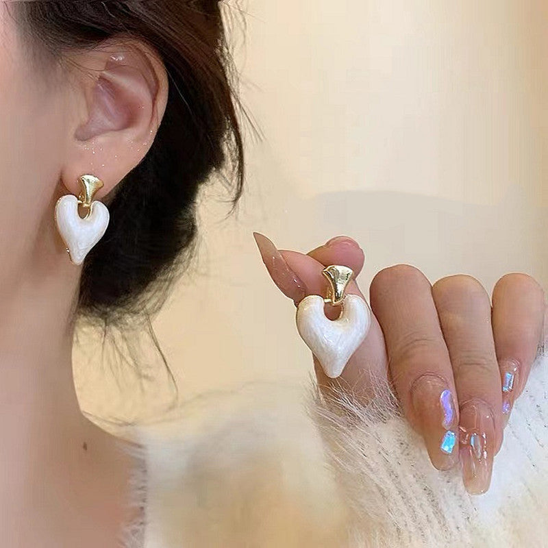 Women's Fashion Style Pearl Exquisite Versatile High-grade Ear Earrings