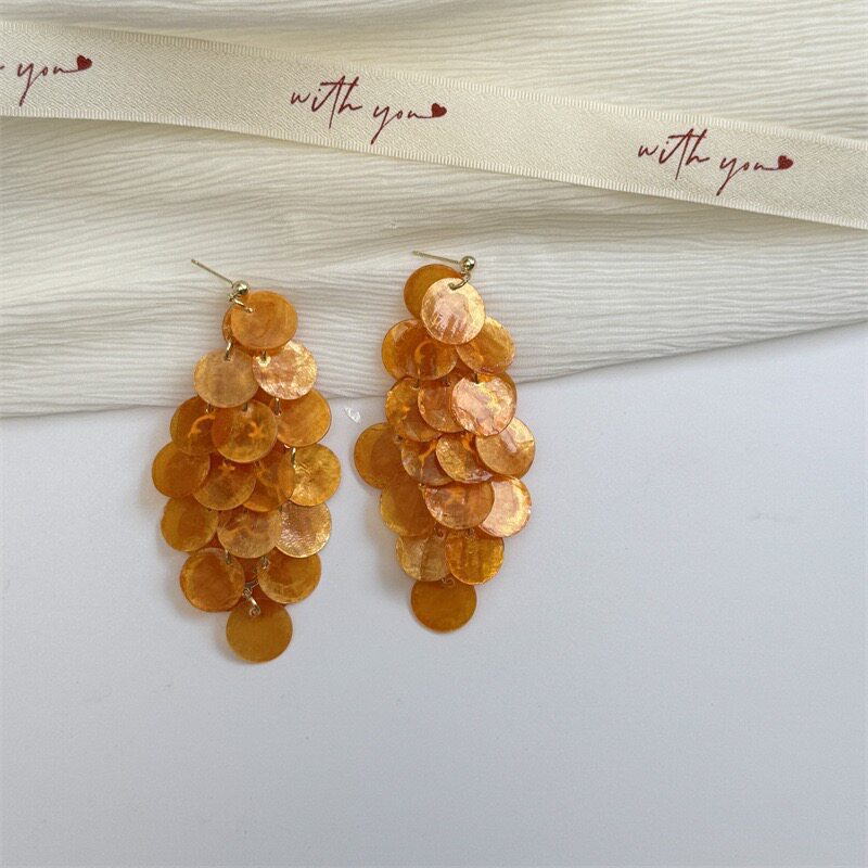 Beautiful Natural Shell Grape Cluster Tassel Design Vacation Style Female Rings