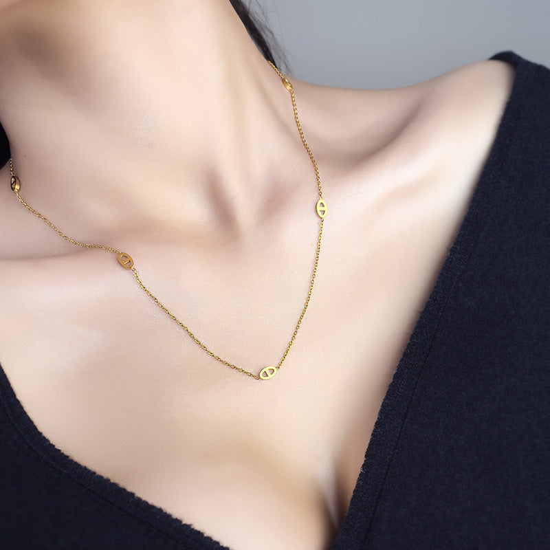 Perfect Ratio Pig Nose Titanium Steel Female Design Clavicle Chain Necklaces
