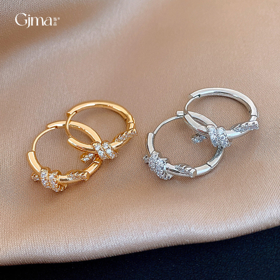 Women's Gold Electroplated Zircon Knotted Round Clip Delicate Light Luxury High-grade Ear Buckle