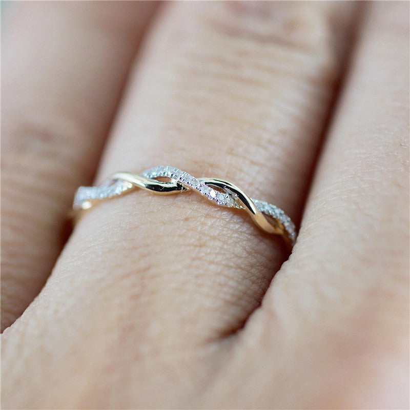Twist Couple Simple Fashion Temperament Lady Rings