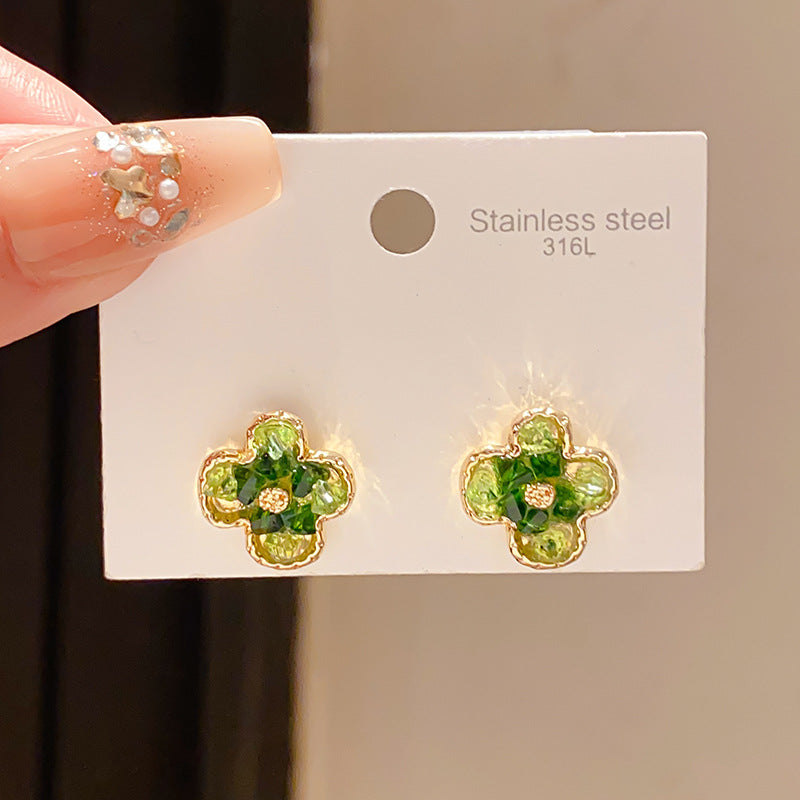 Needle Affordable Luxury Style Crystal Flowers Small Stud Earrings
