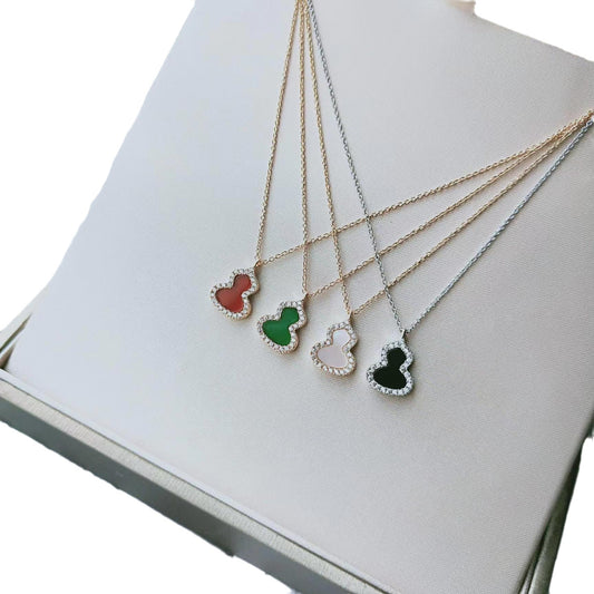 Small Medium V Gold Female Red Agate White Shell Light Necklace