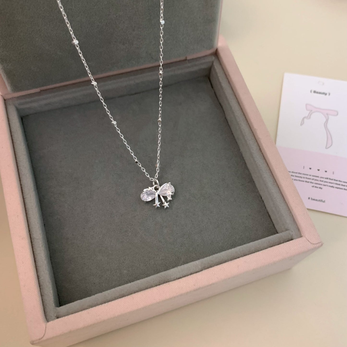 Bow Elegant Heart For Fashionable Niche Zircon Necklaces