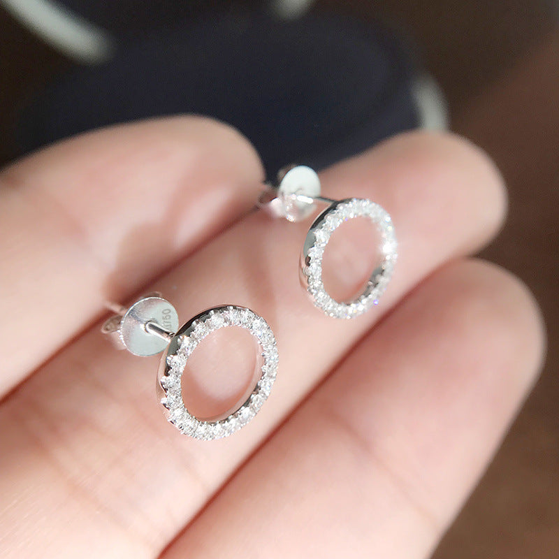 Women's Inlaid Circle Zircon Simple Sense Western Style Light Luxury Flash Stud Earrings
