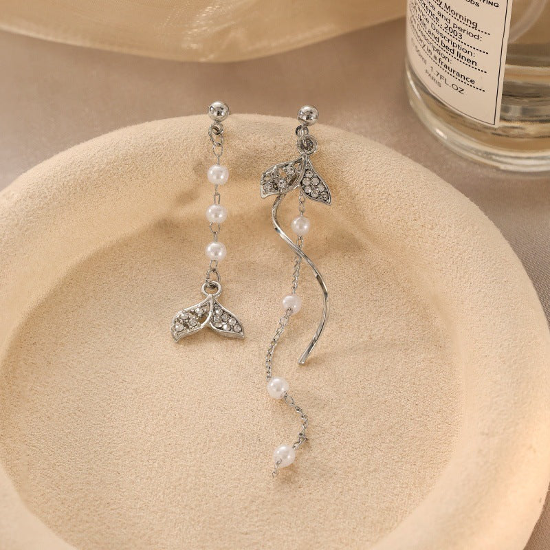 Women's Needle High-grade Super Flash Zircon Light Luxury Refined Grace Earrings
