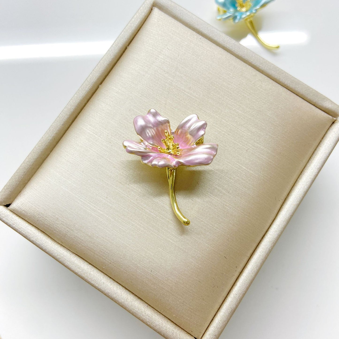 Golden Pearl Corsage Wheat Brooch Female High-grade Brooches