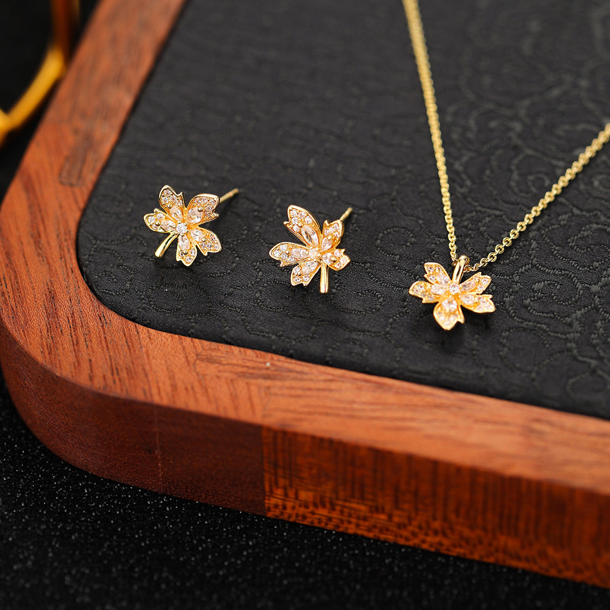 Glamorous Comfortable Two-piece Affordable Luxury Fashion Jewelry Set