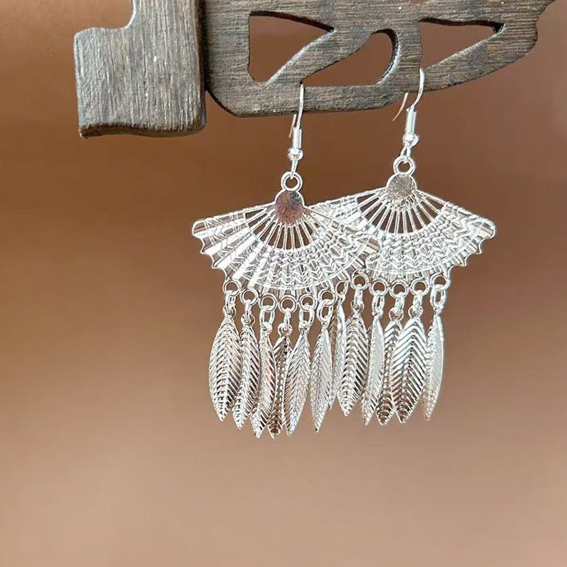 Sier Ethnic Style Peacock Retro Ear Hook Vintage Scenic Spot Earrings