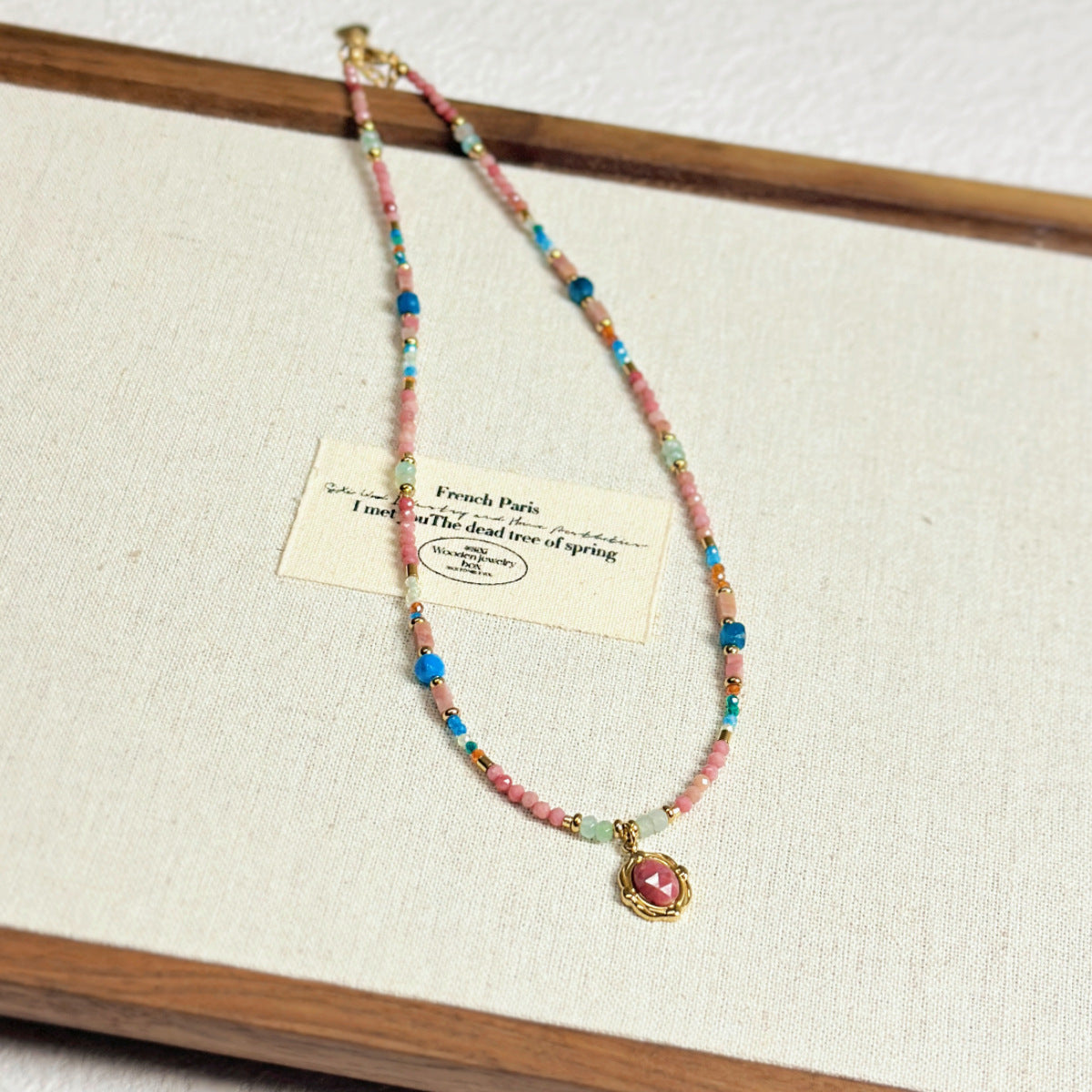 Women's Style Pink Rose Stone Beaded High Sense Light Luxury Minority Necklace