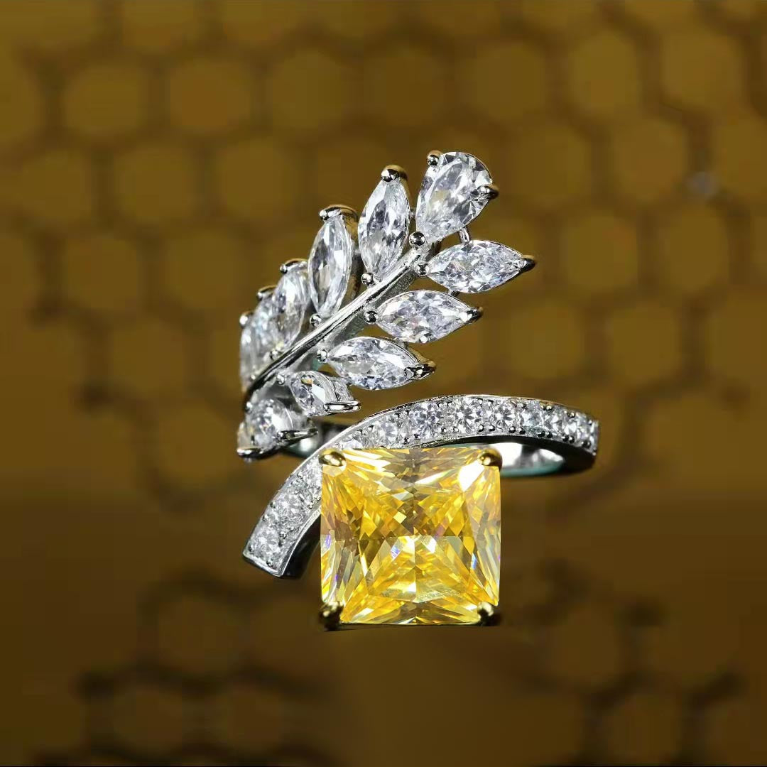 Women's Fashion Personalized Yellow Diamond Index Finger Ice Flower Rings