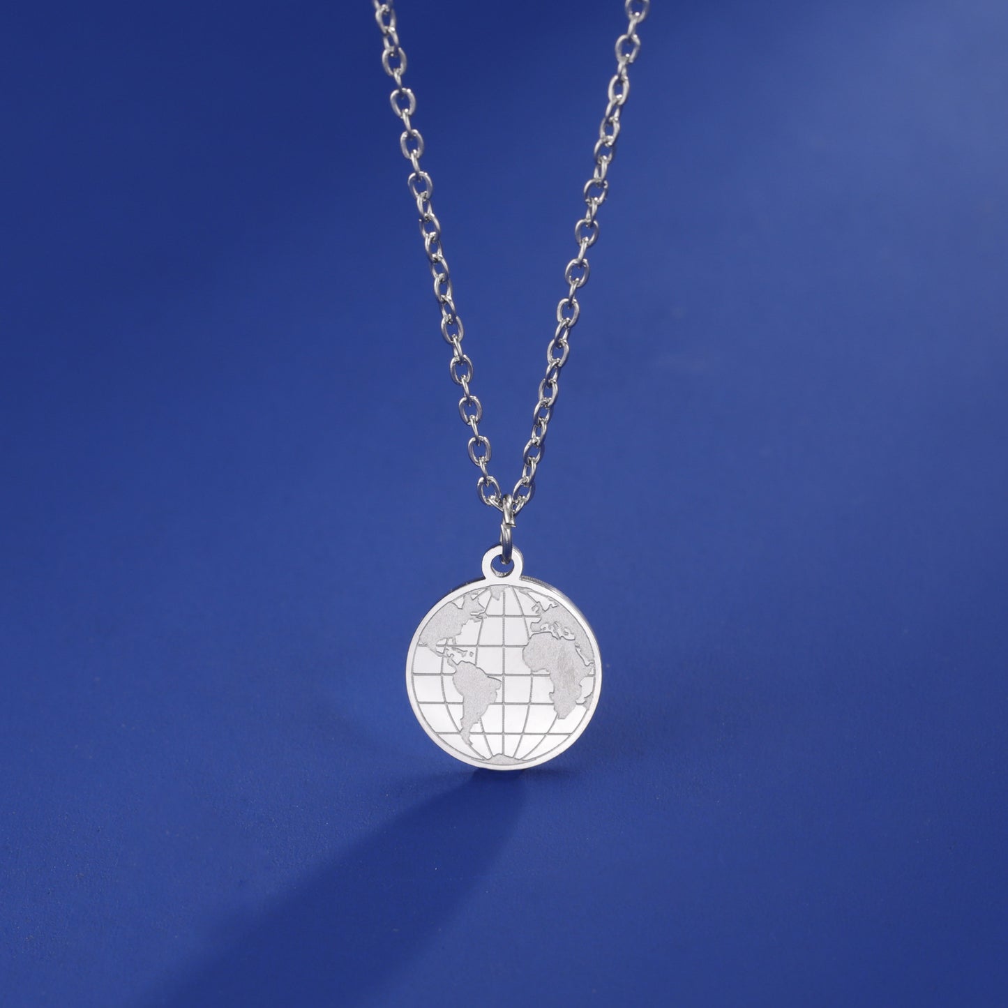 Women's & Men's Round Plate Earth Stainless World Map Pendants