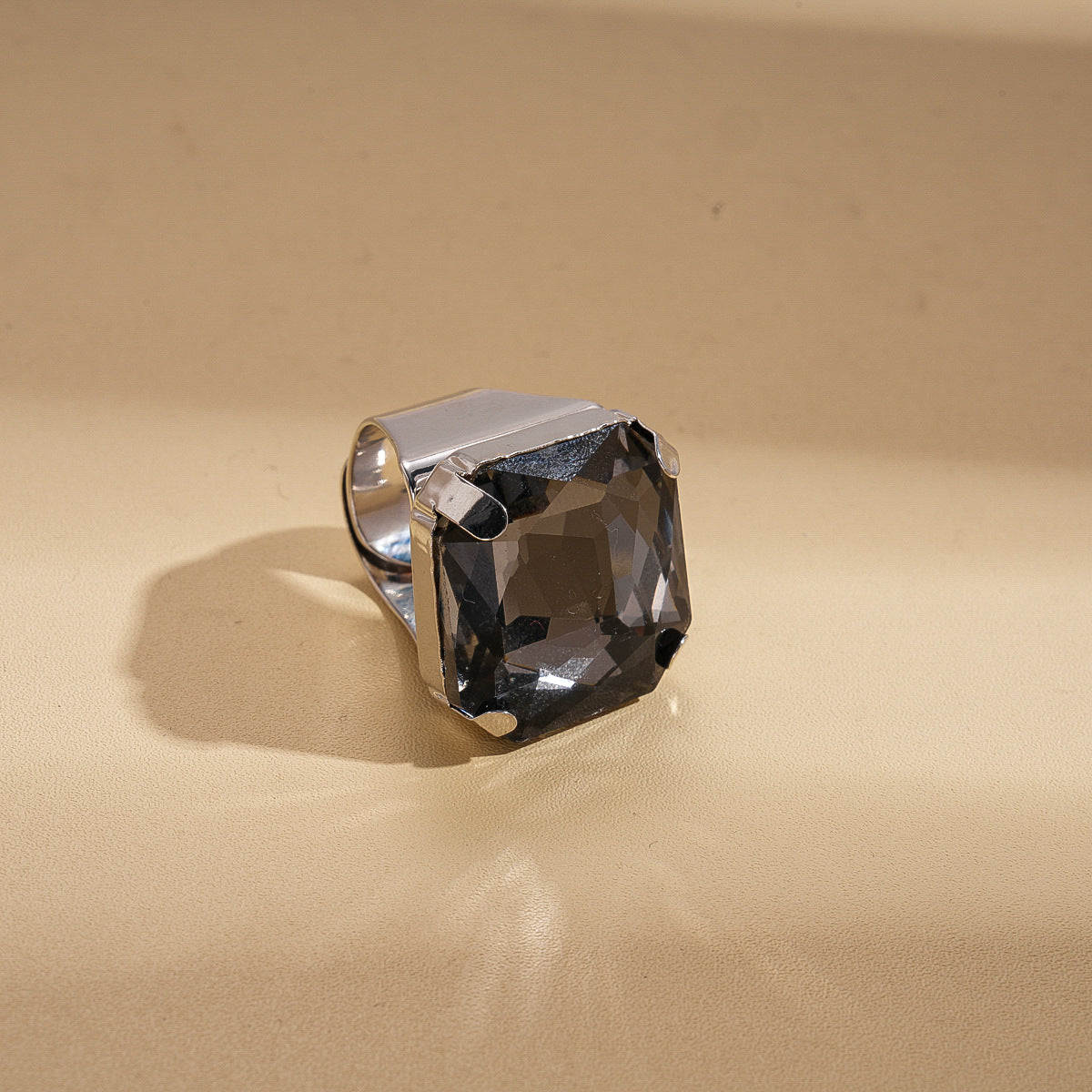 Rose Flower Love Pearl Light Luxury High Sense Ring