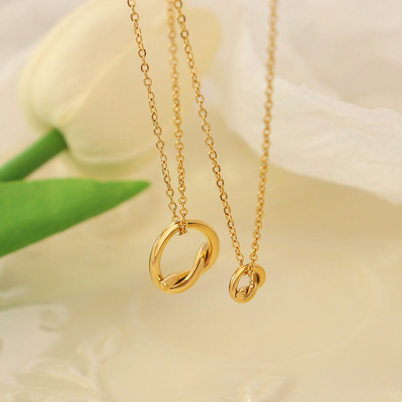 Style Design High-grade Versatile Knotted Metal Necklace