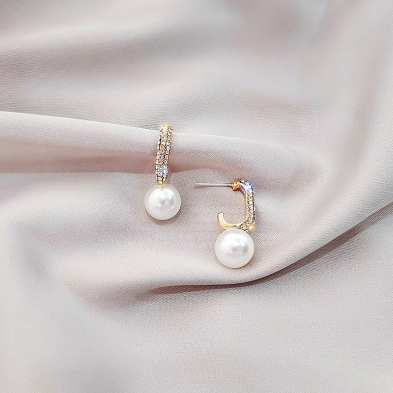 Style Personality Diamond Shaped Fashion Simple Pearl Stud Earrings