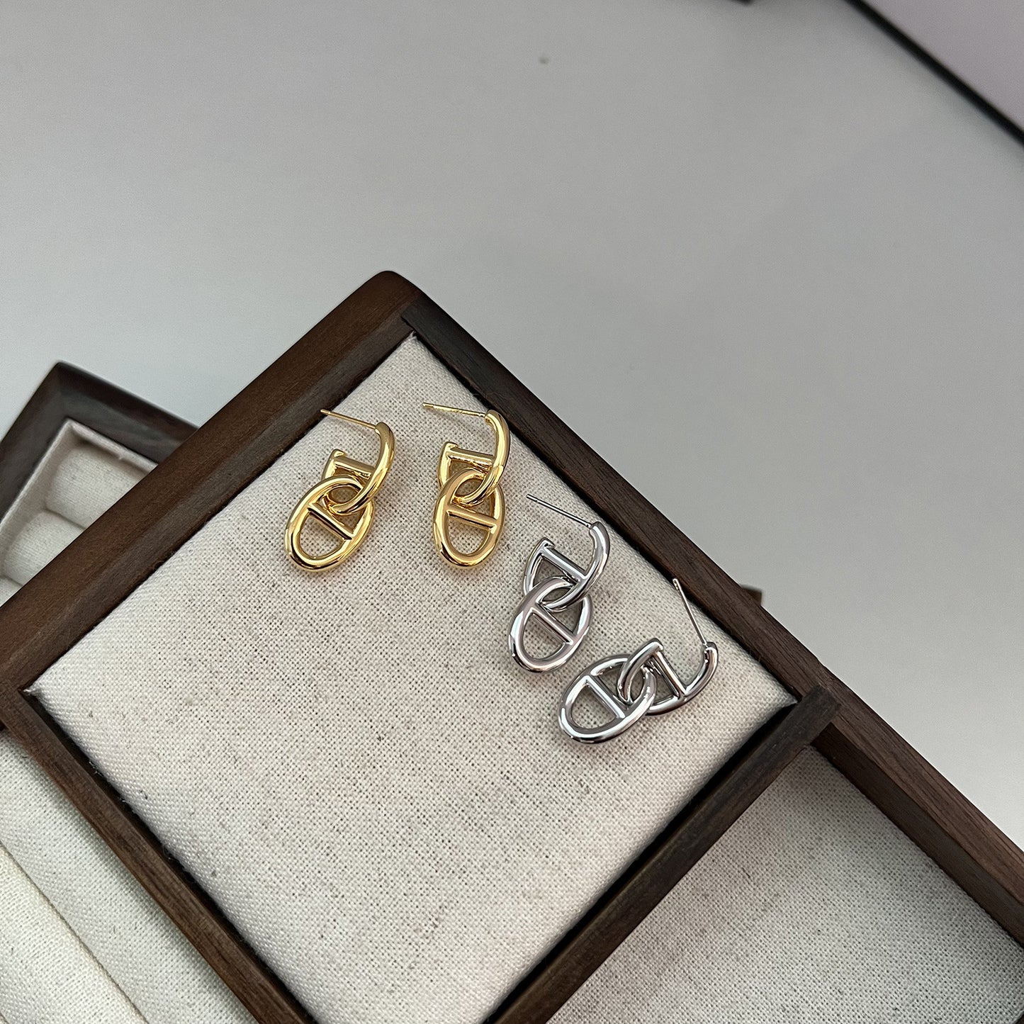 Needle Minimalist Geometric Metal Cold Style Niche Design Earrings
