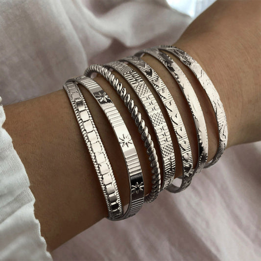 Women's Twist High Sense Fashion Simple Suit Bracelet