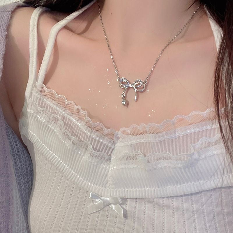 Women's Six Sweet Clavicle Chain Niche Personality Necklaces