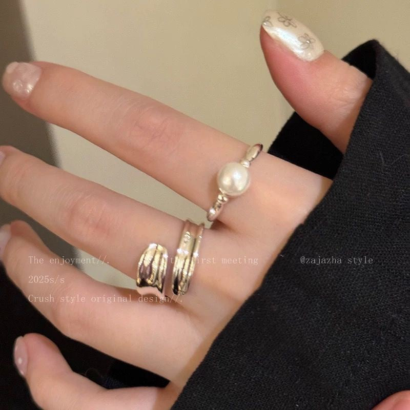 Women's Simple Open-end Pearl Niche Design Light Luxury Advanced Index Finger Rings
