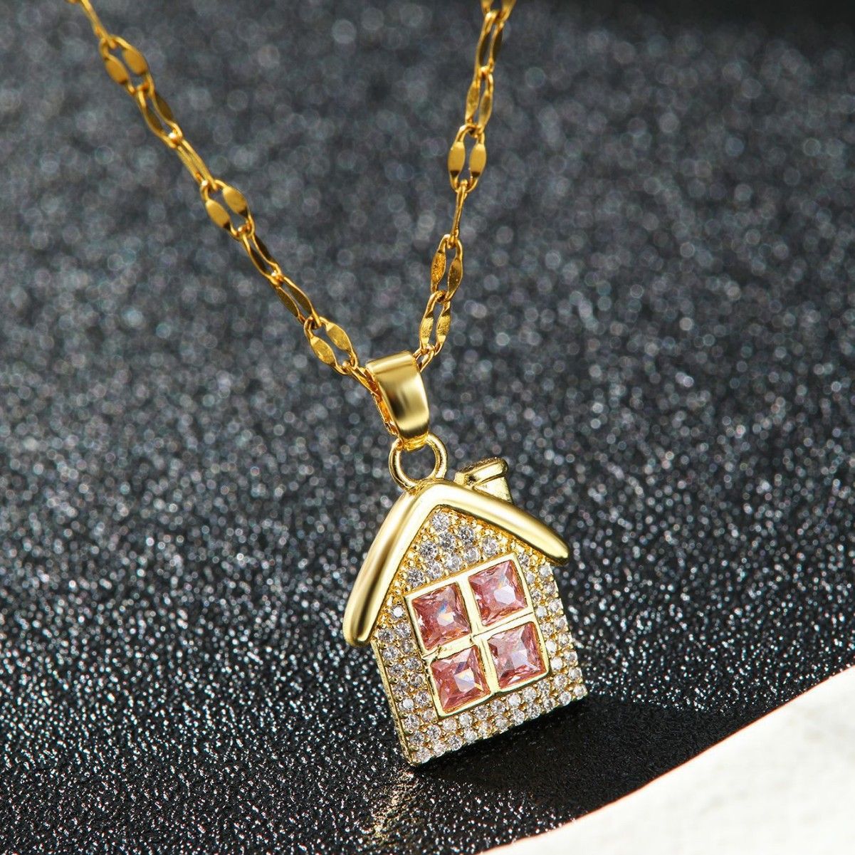 Diamond Golden Cottage Light Luxury Minority Design Advanced Sense Necklaces